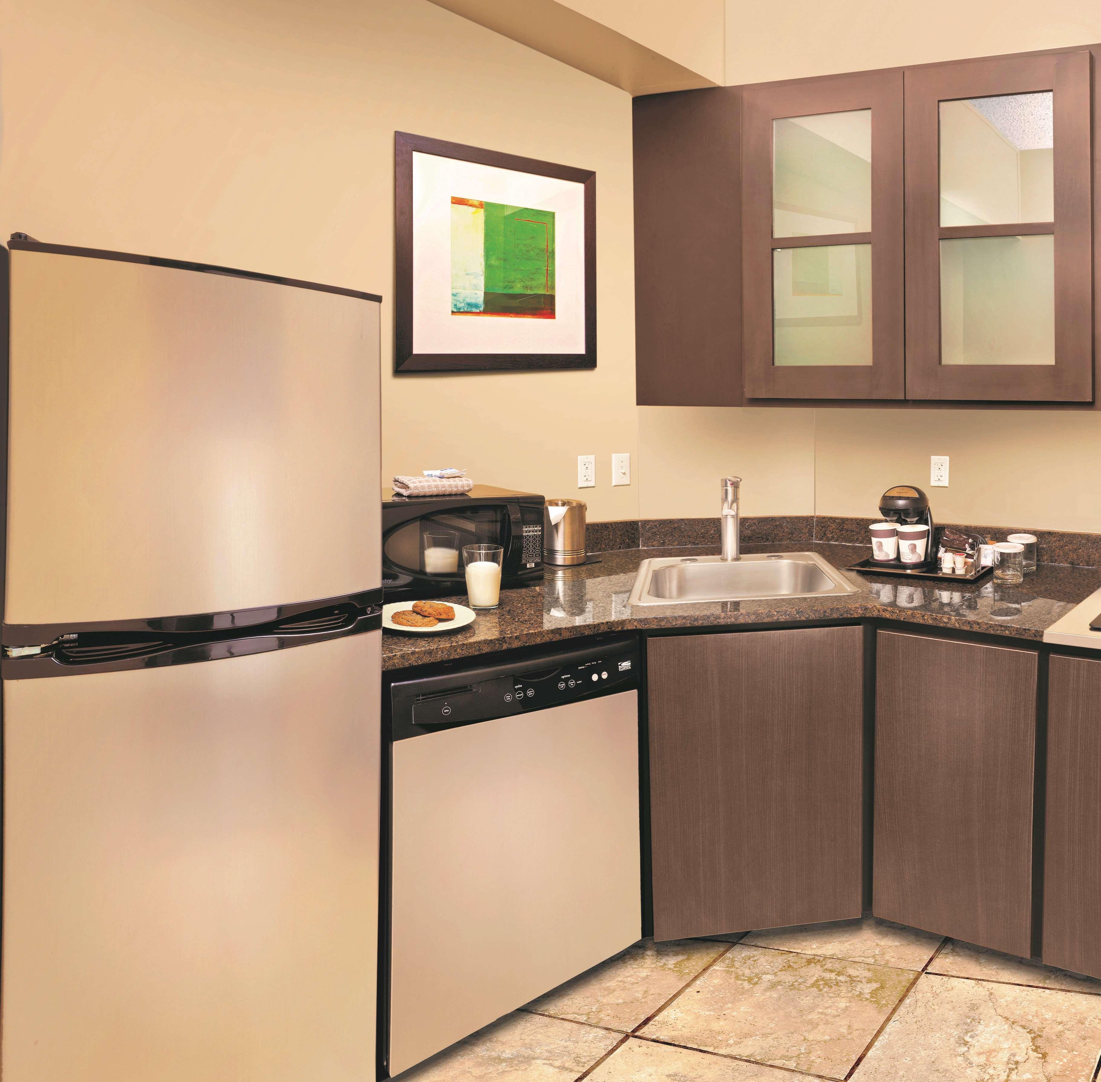 Doubletree Suites By Hilton Austin Downtown Capitol Dış mekan fotoğraf