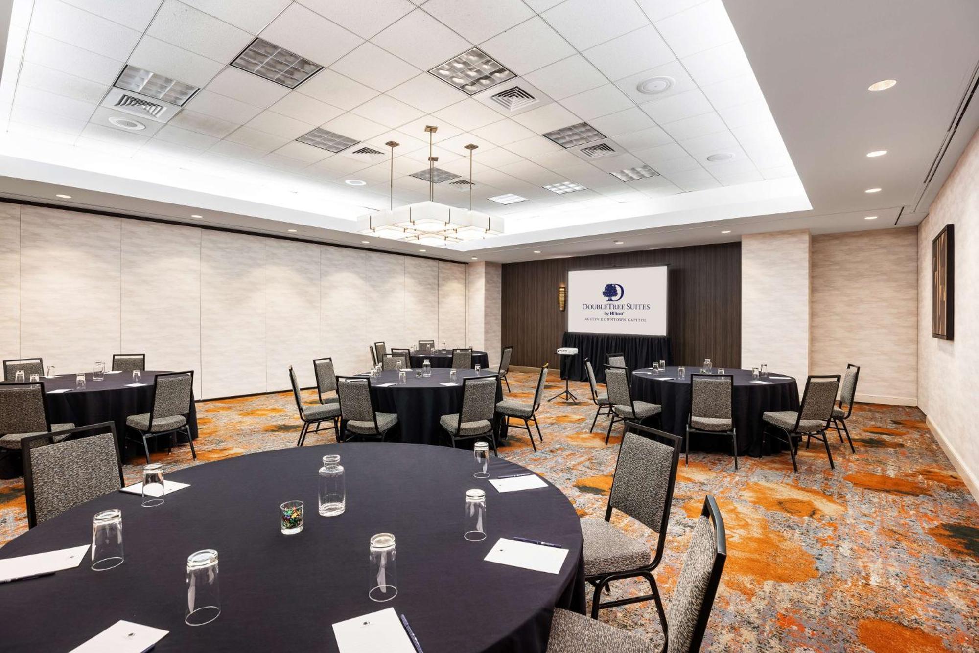Doubletree Suites By Hilton Austin Downtown Capitol Dış mekan fotoğraf