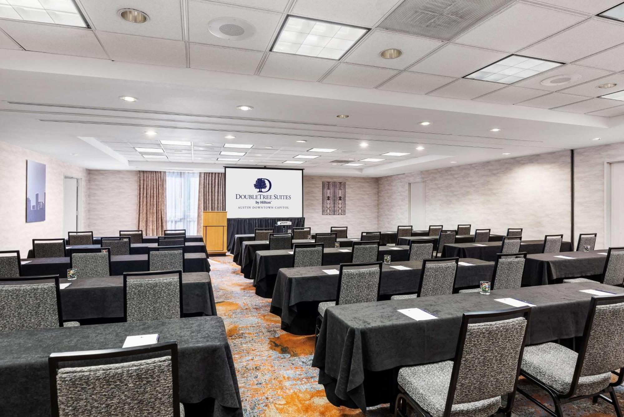 Doubletree Suites By Hilton Austin Downtown Capitol Dış mekan fotoğraf