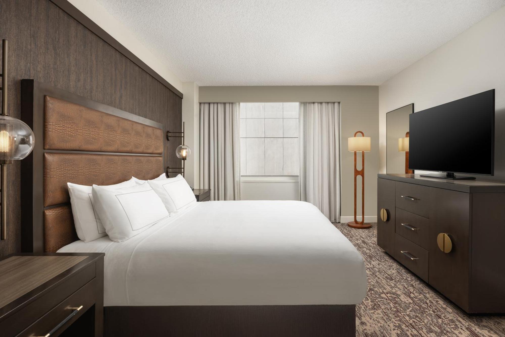 Doubletree Suites By Hilton Austin Downtown Capitol Dış mekan fotoğraf